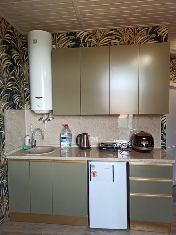 Студия в 50 метрах от берега моря