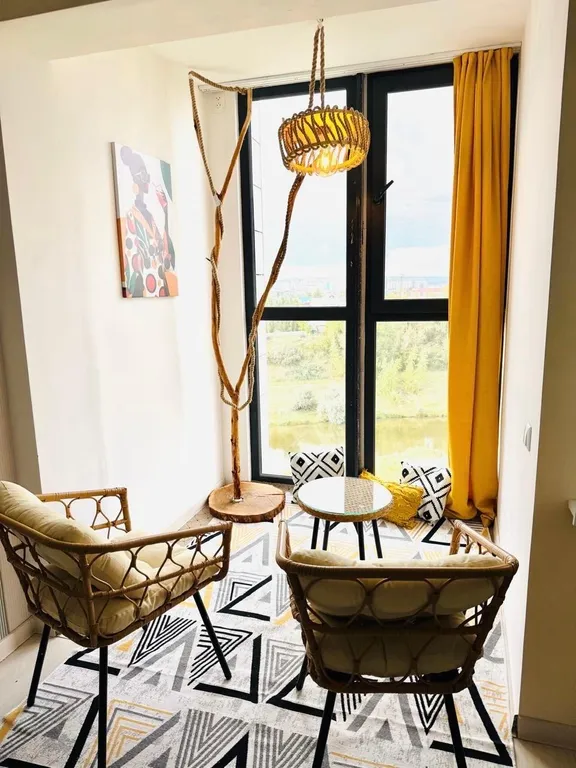 Апартаменты, студия с видом на речку, квартира в новом жилом комплексе