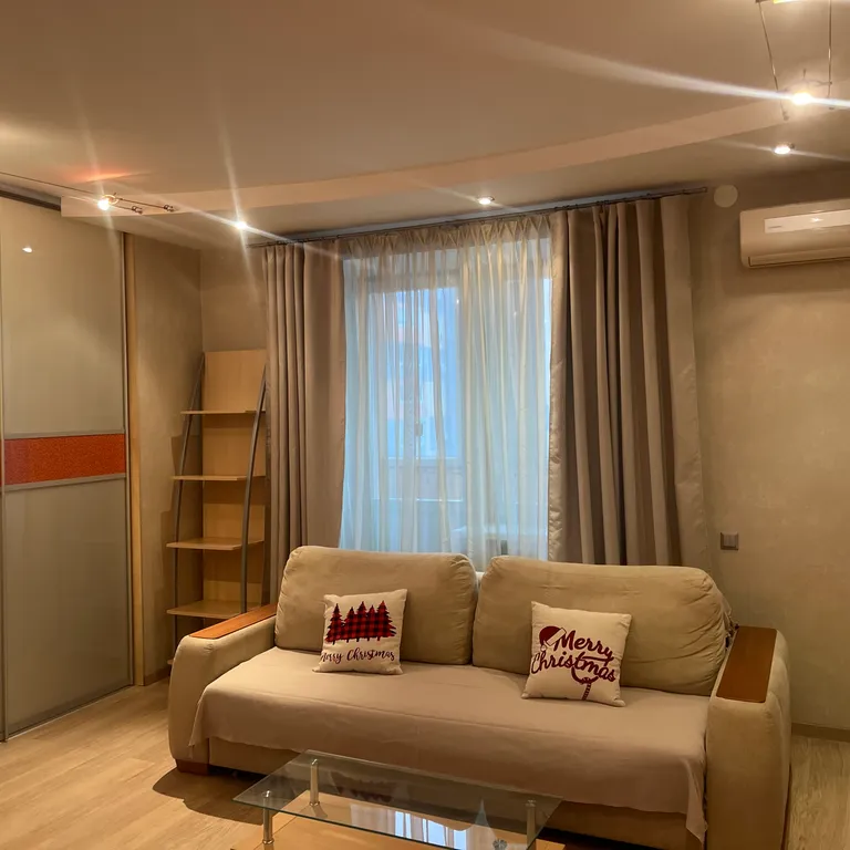 Красивая уютная квартира недалеко от центра города