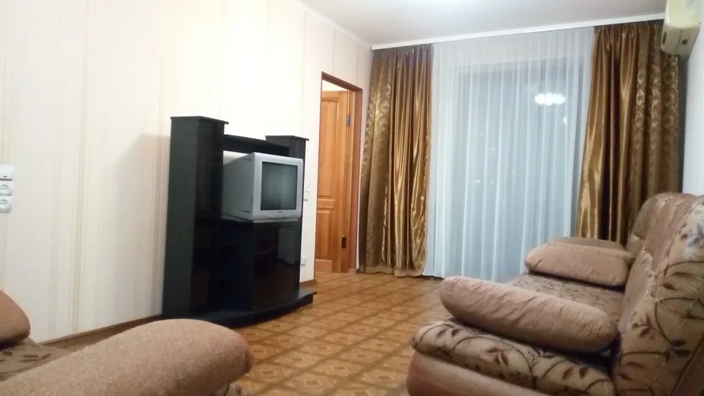 4-комнатная Квартира