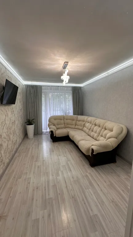 Квартира Уютная и светлая квартира с невероятной энергетикой — Омск