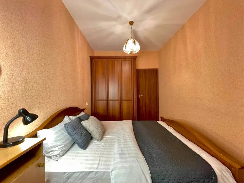 Трёхкомнатная квартира в центре