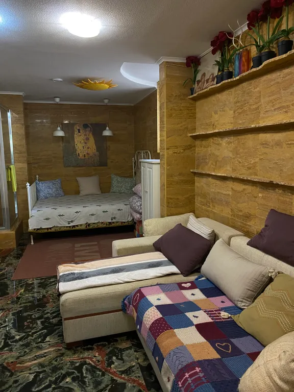 7-комнатный Дом