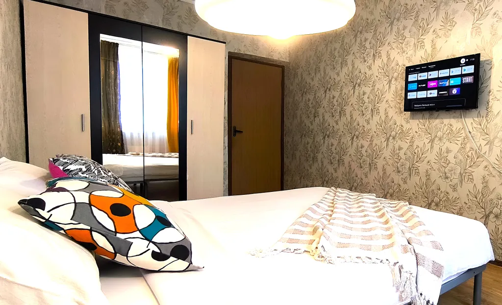 Чистая двухкомнатная квартира в микрорайоне Кузнечики