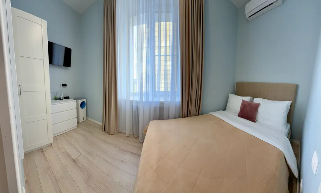 Квартира 4-комнатная Квартира — Москва