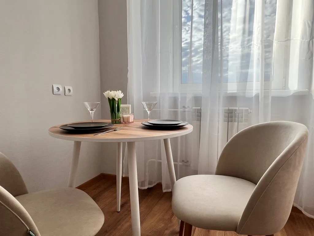 Просторная квартира в центре города — аренда посуточно в Верхняя Пышма