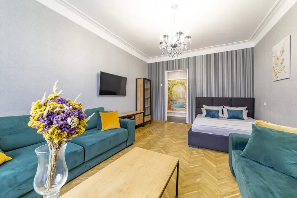 Апартаменты с хорошим ремонтом по проспекту Ленина