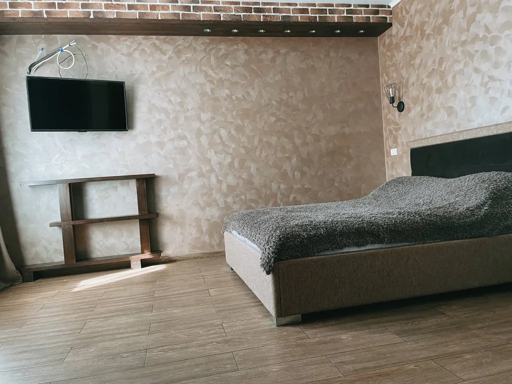 Студия с видом на лес