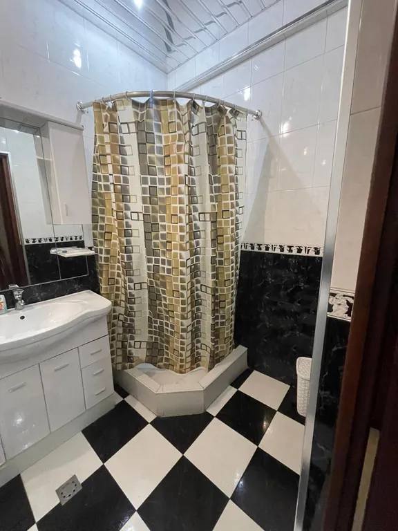 На северном проспекте в самом центре Еревана