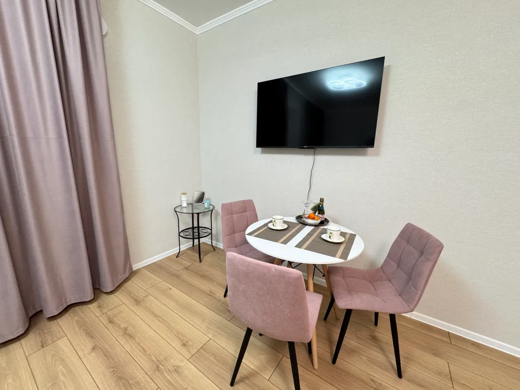 Квартира Квартира с новым ремонтом — Янино-1