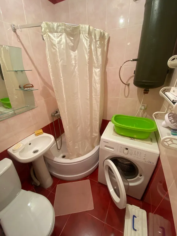 Уютная 2-комнатная (+лоджия) квартира в центре города