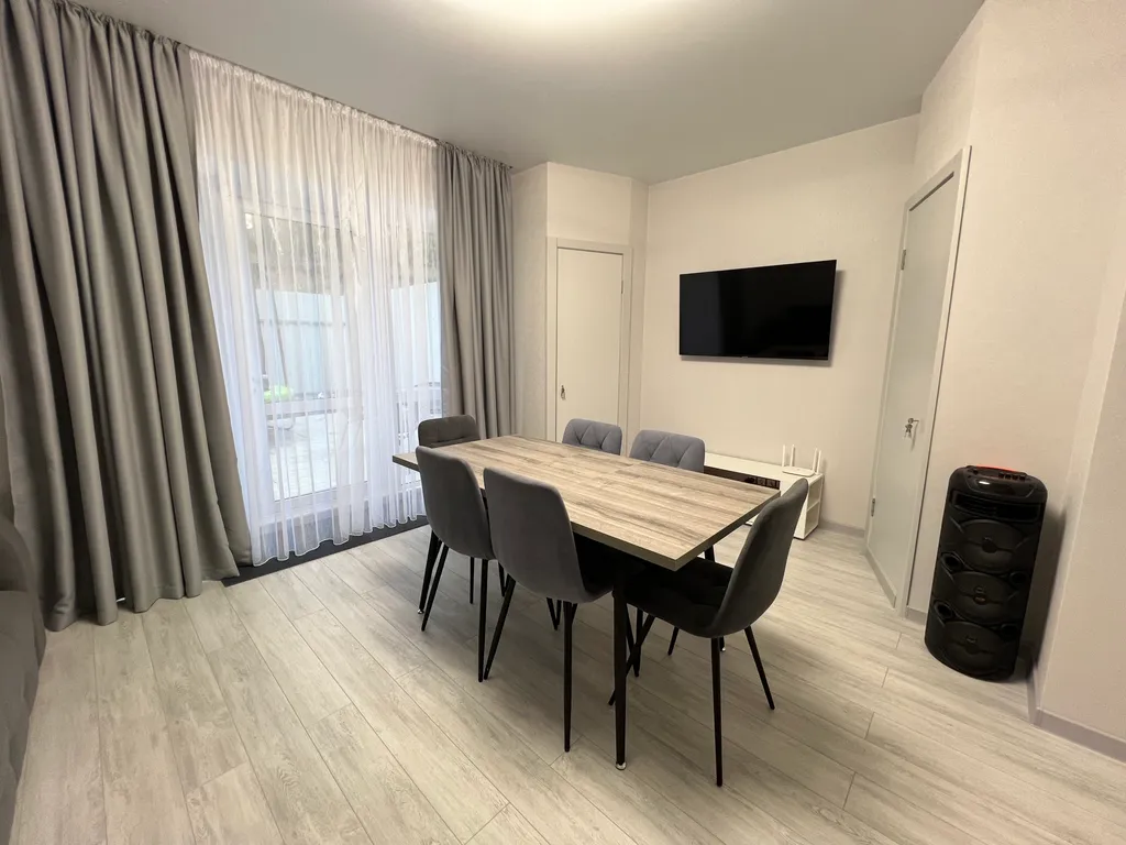 Новый таунхаус Серебрити на Банном