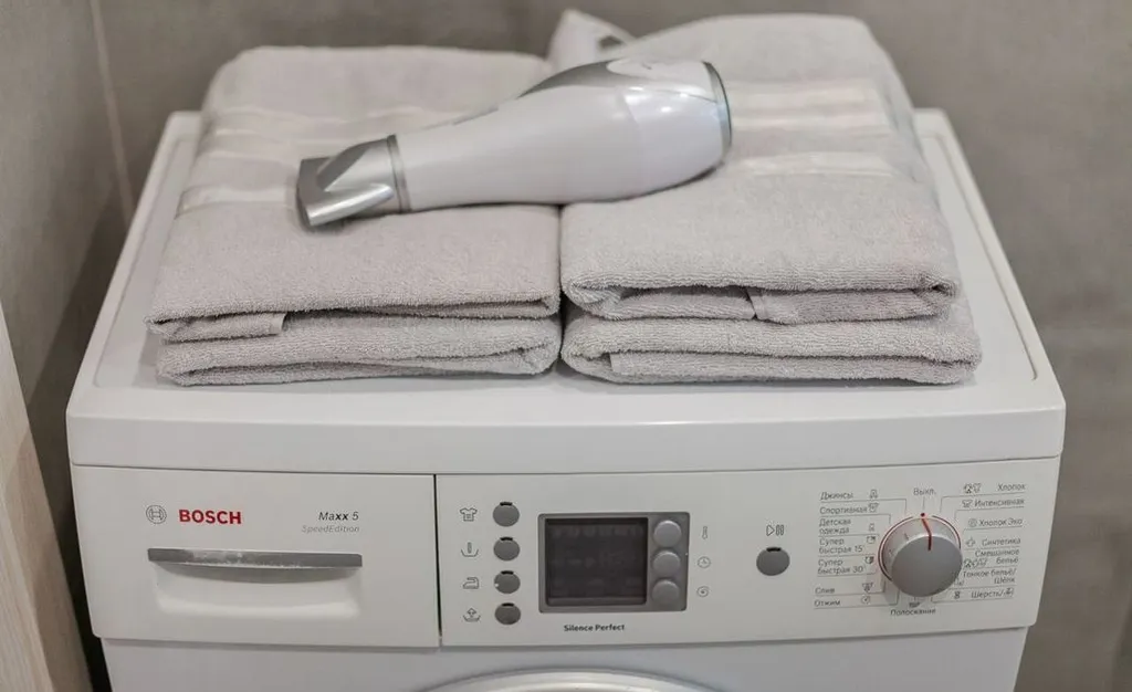 Апартаменты Квартиркаплаза у Самарских терм, проекционный экран