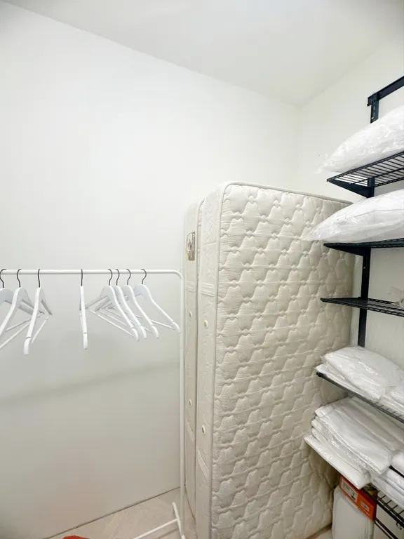 Квартира Уникальная двухкомнатная квартира в центре с шикарным видом — Гагра