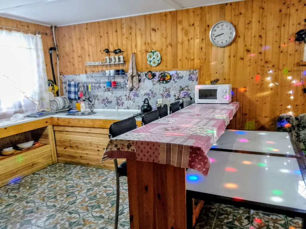 Коттедж Чудесный домик в парке — Сиверский