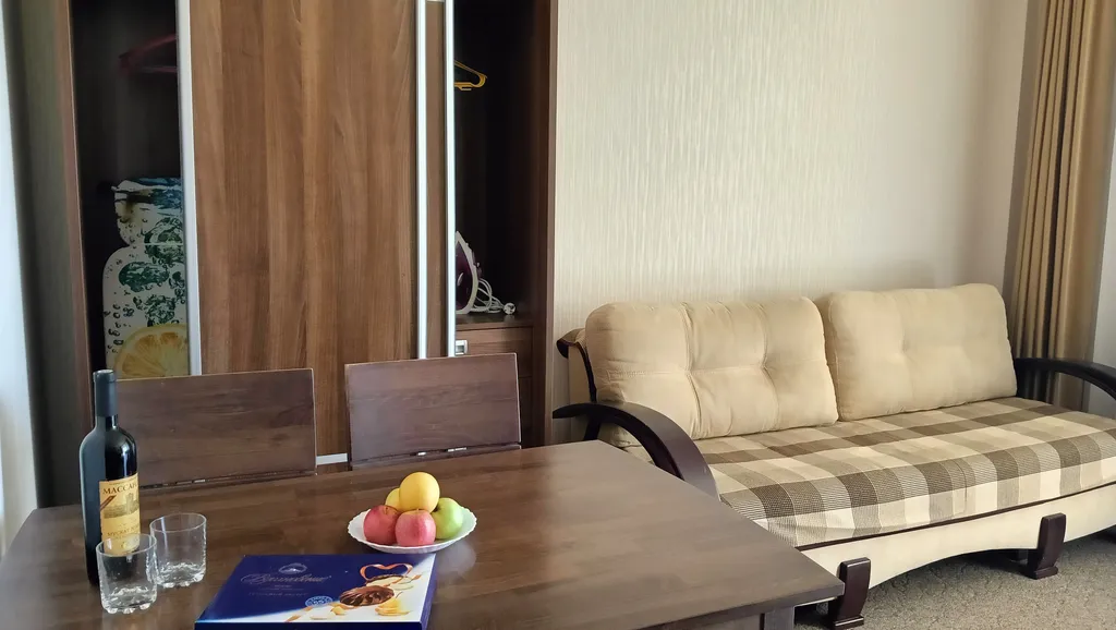 Номер с кухней-гостиной