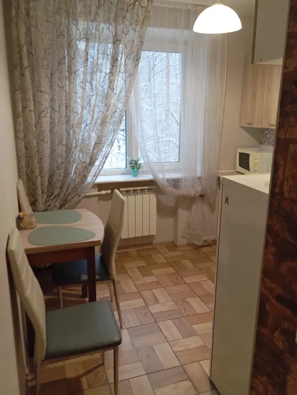 Квартира Уютная теплая однокомнатная квартира в центре города возле набережной озера — Калининград