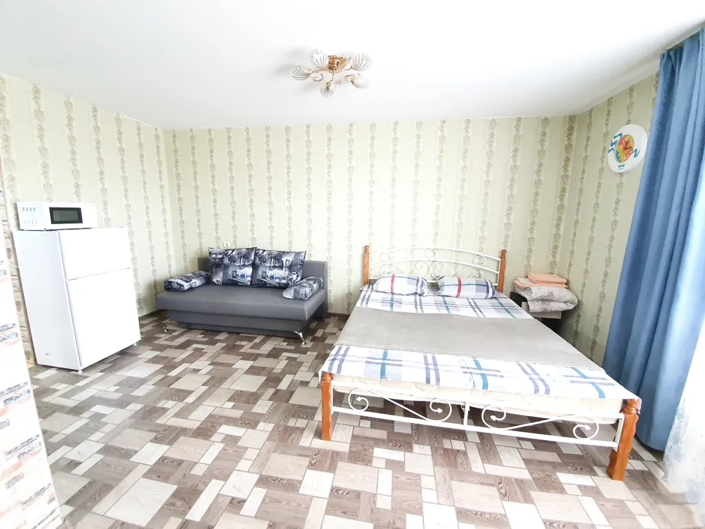 Квартира с видом на Родину Мать