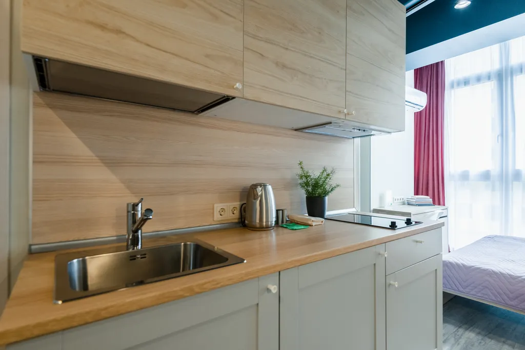 Квартира Квартира Уютная студия у метро с бесконтактным заездом, отчётными документами — Москва