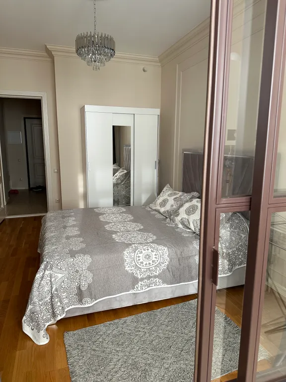 Уютная евродвушка с новым ремонтом на первой береговой линии