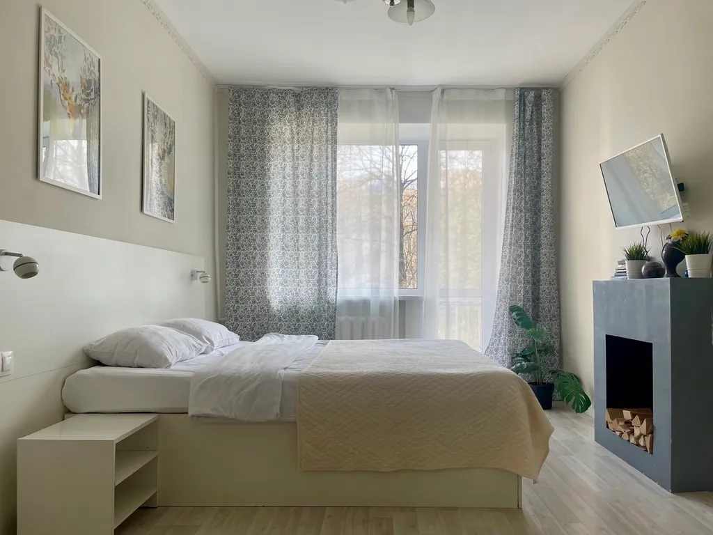 Квартира Однокомнатная квартира у Невы, центр — Санкт-Петербург