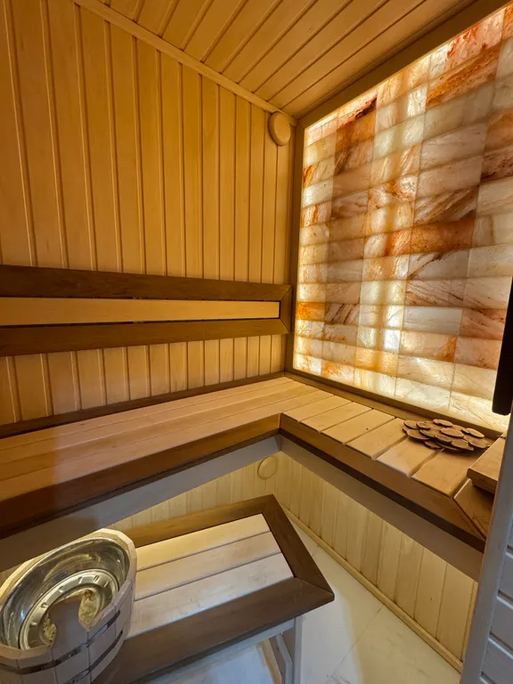 Дом у моря в Сочи с бассейном, камином на дровах и сауной