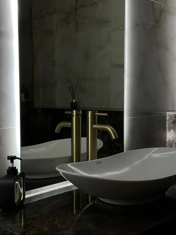 Дизайнерская квартира с красивым видом в новом доме бизнес-класса