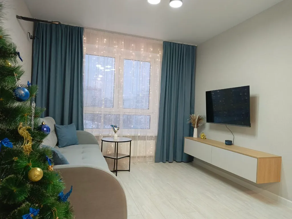 Уютная евродвухкомнатная квартира с дизайнерским ремонтом