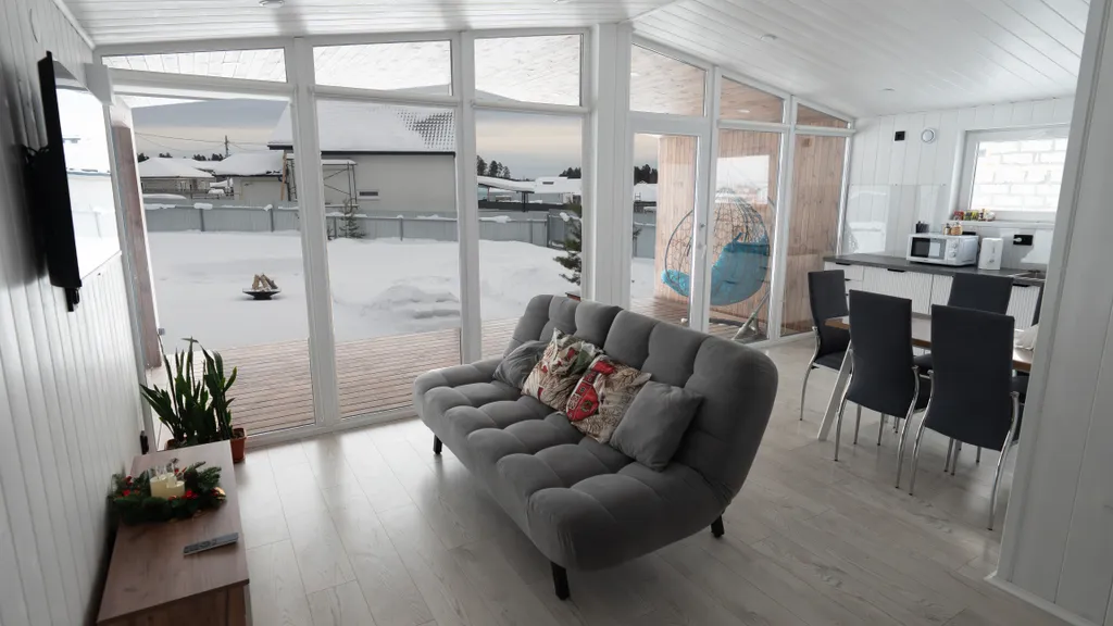 Уютный новый дом в стиле барнхаус