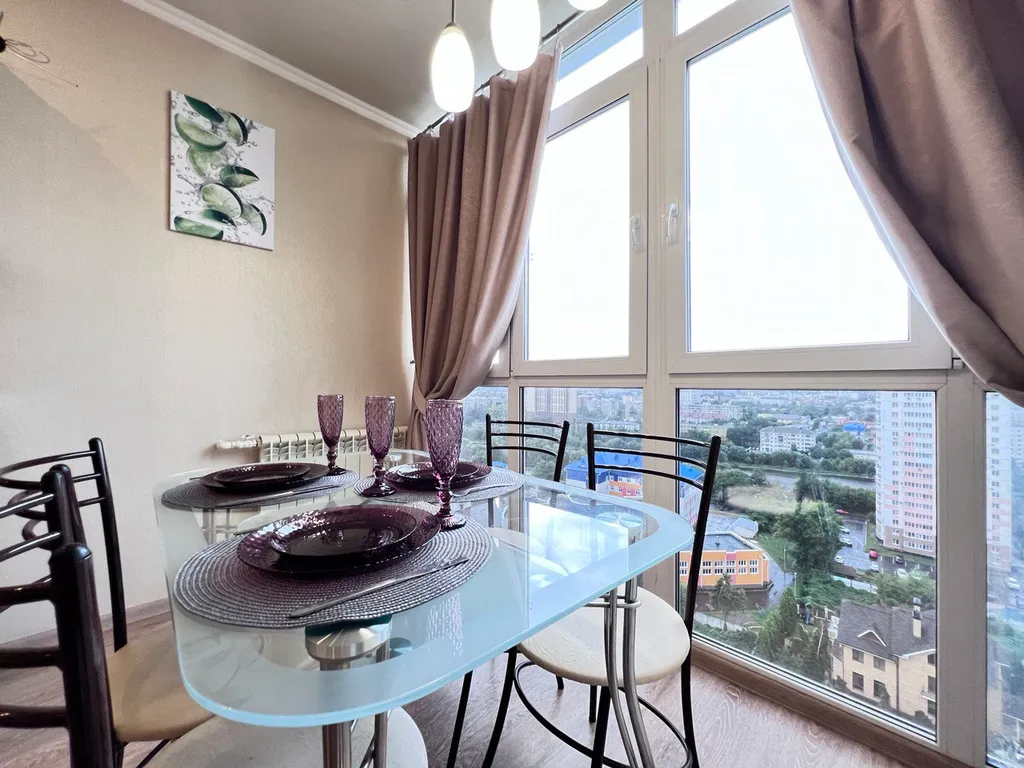 Квартира в центре с панорамными окнами — аренда посуточно в Орёл