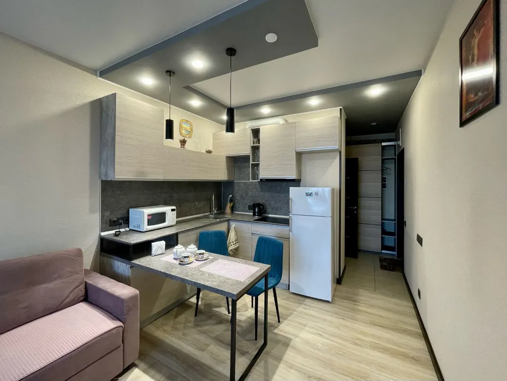 Новая студия с видом на город возле ТЦ Коллаж