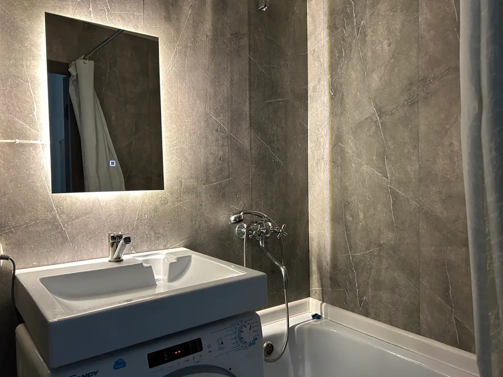 Хорошая квартира в пешей доступности с больницей ржд