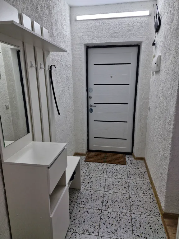 Уютная квартира-студия возле торгового центра