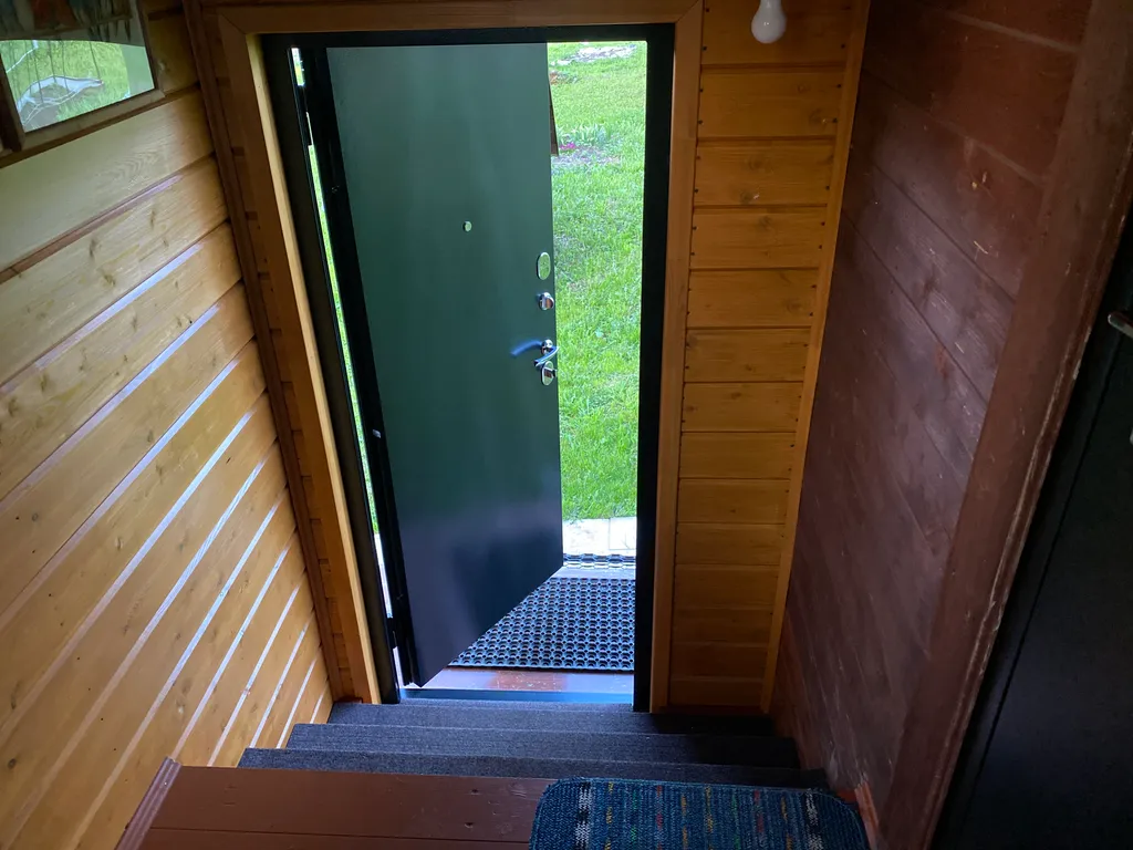 Дом у речки для семейного отдыха