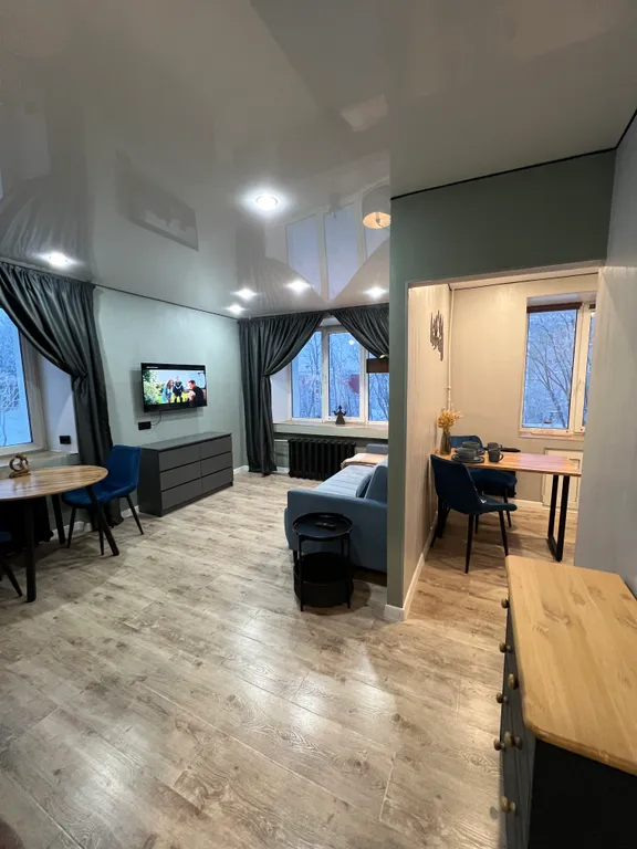 Однокомнатная квартира в центре города и видом на горы