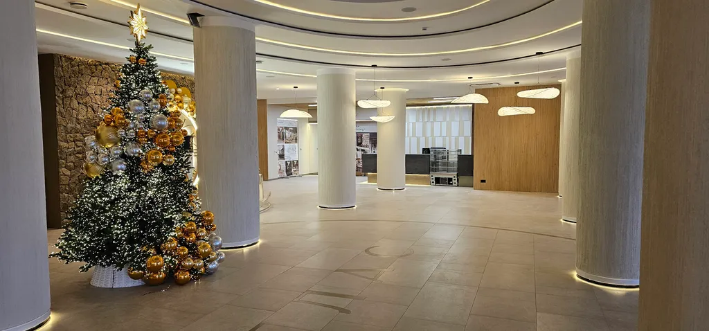 Двухкомнатные апартаменты в апарт-комплексе Атлас с видом на море