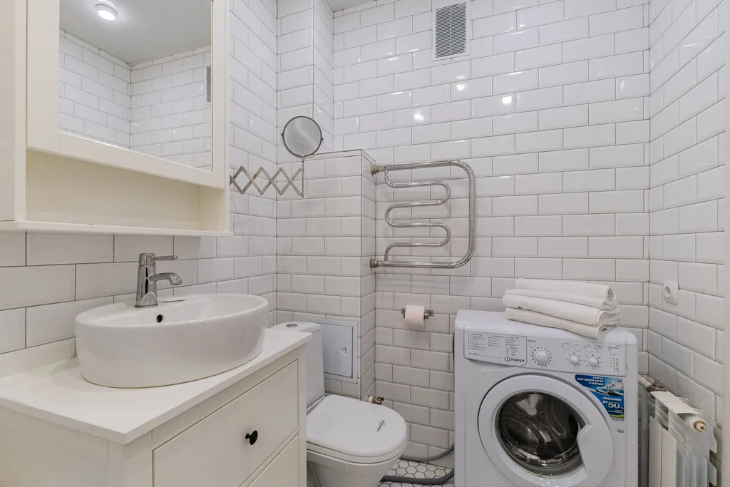 Светлая студия в центре