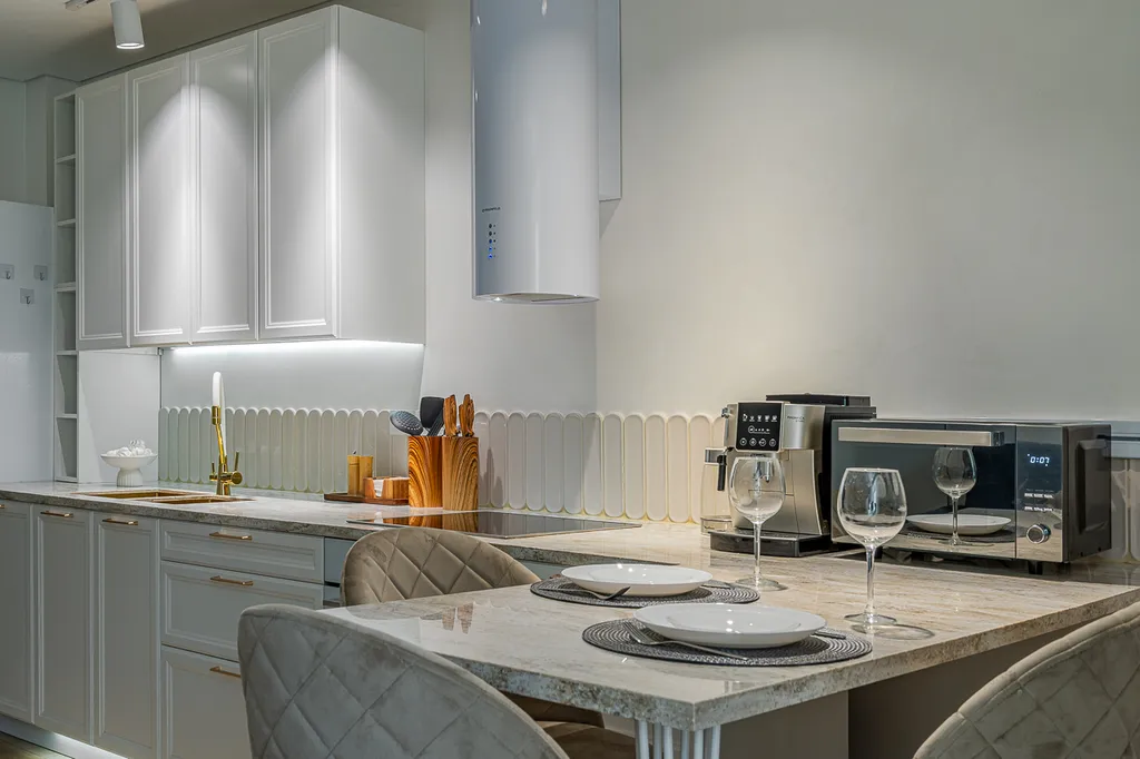 Ваш идеальный отдых в центре: простор, джакузи и всё для комфорта