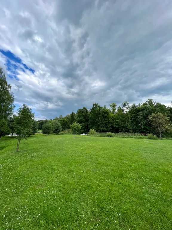 Шале с панорамным видом у реки