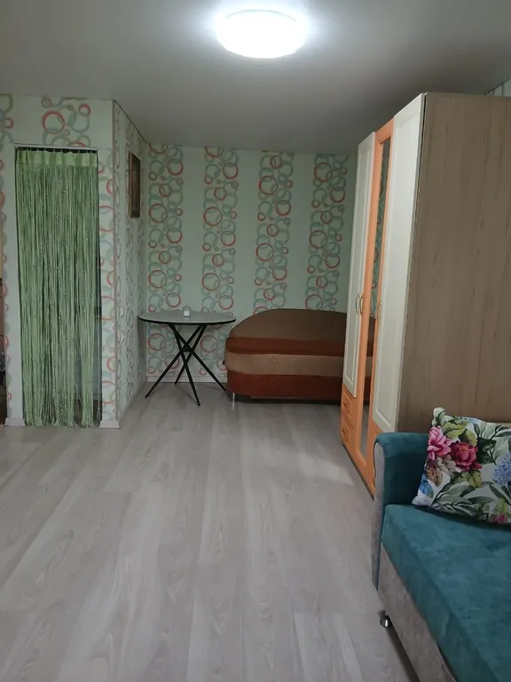 Уютный уголок почти в центре города не далеко от озера и парка