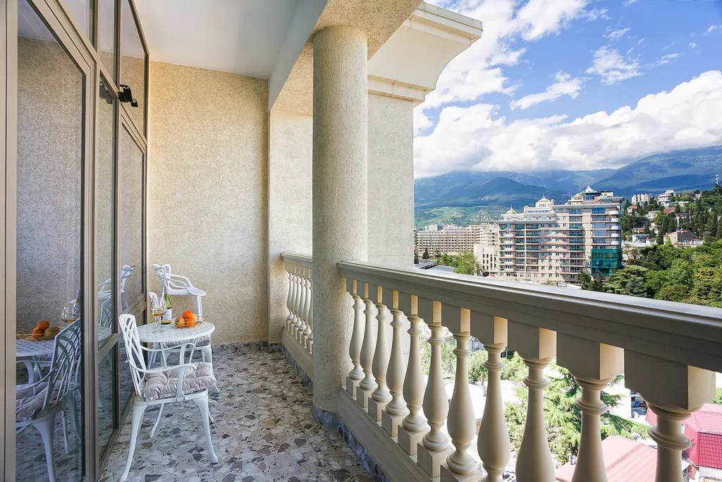 Видовая квартира в центре рядом с лучшим пляжем города