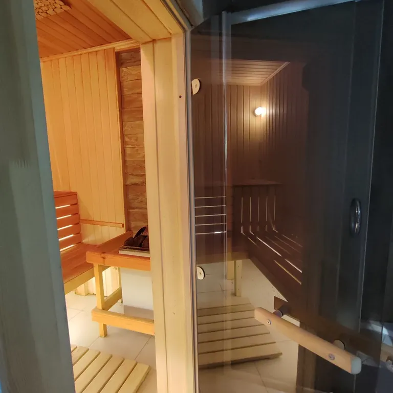 Комната возле термальных источников