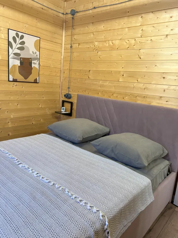 Коттедж Коттедж Барн с панорамными окнами, террасой, баней и купелью — Петровское