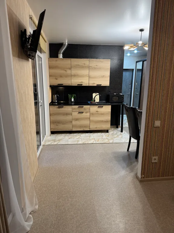 Уютный новый дом с собственным бассейном