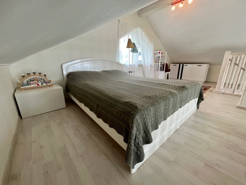 Коттедж Дом на берегу озера Селигер в сосновом бору — Осцы