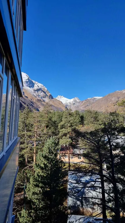 Уютная квартира в Терсколе с видом на горы