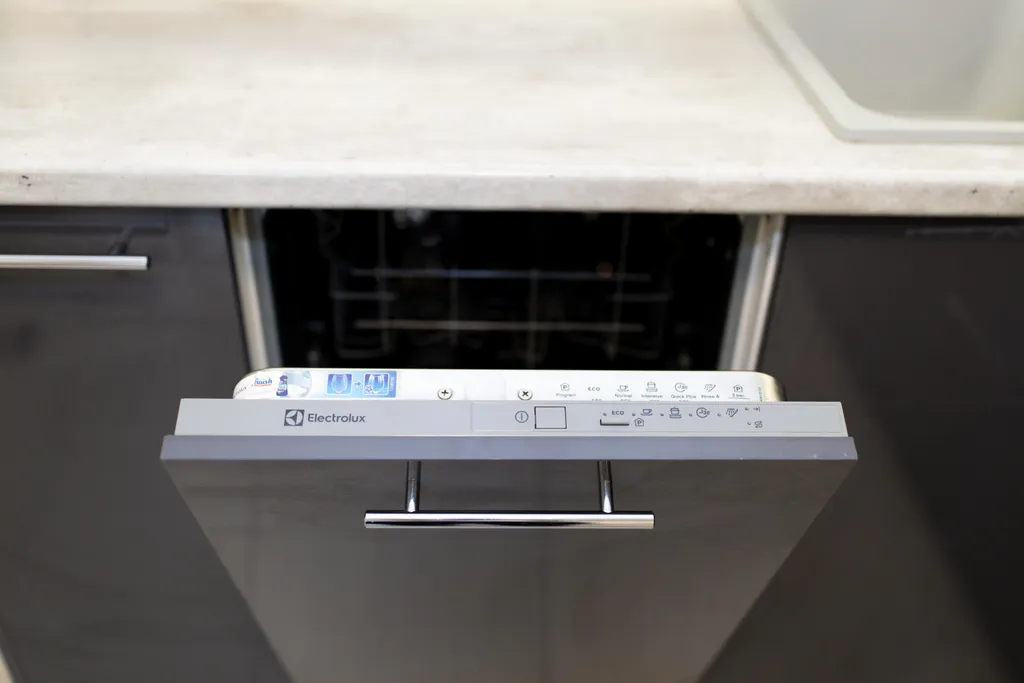 Двухкомнатная квартира с подиумами