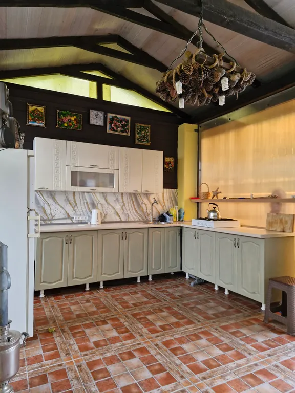 Семейная комфортная комната, с балкона вид на горы