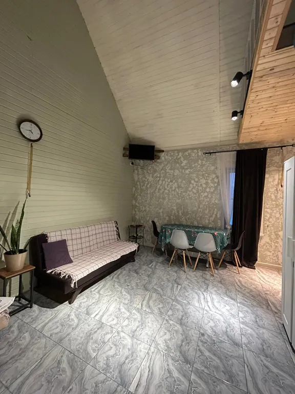 Дом возле Хилл Парка