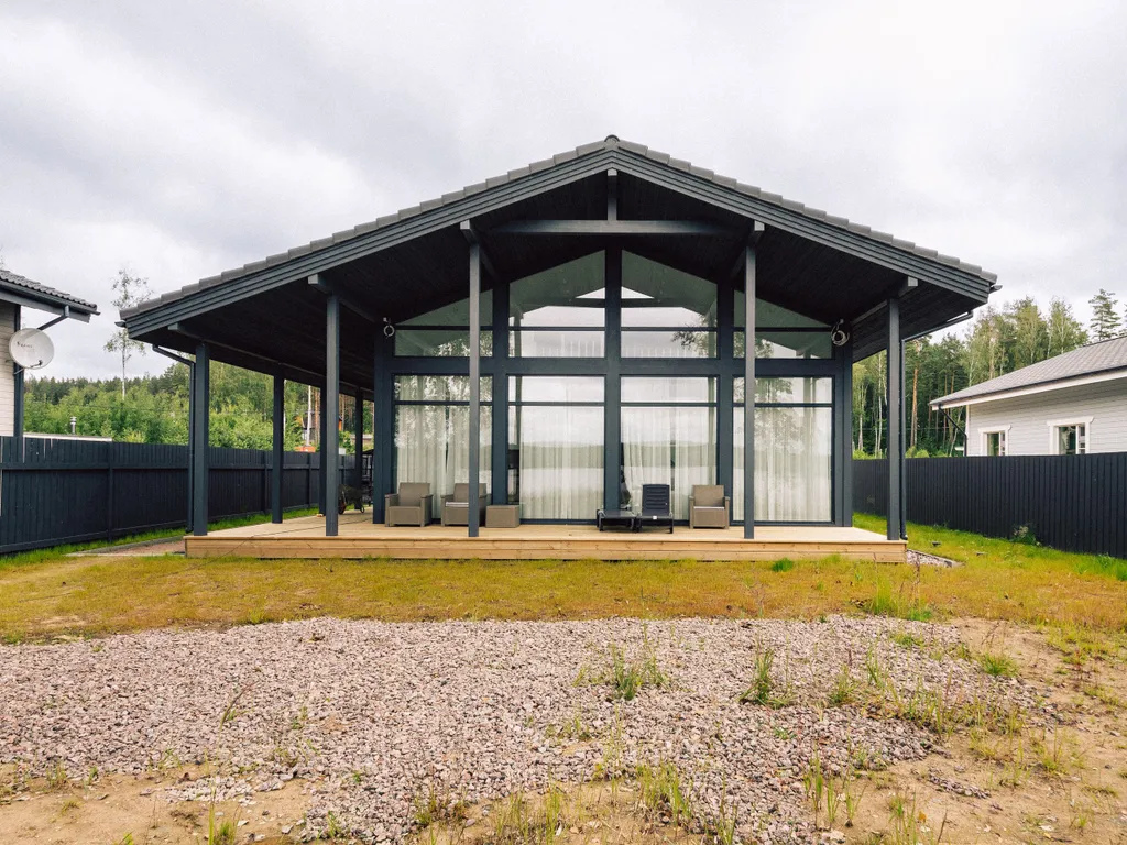 Дом с видом на озеро